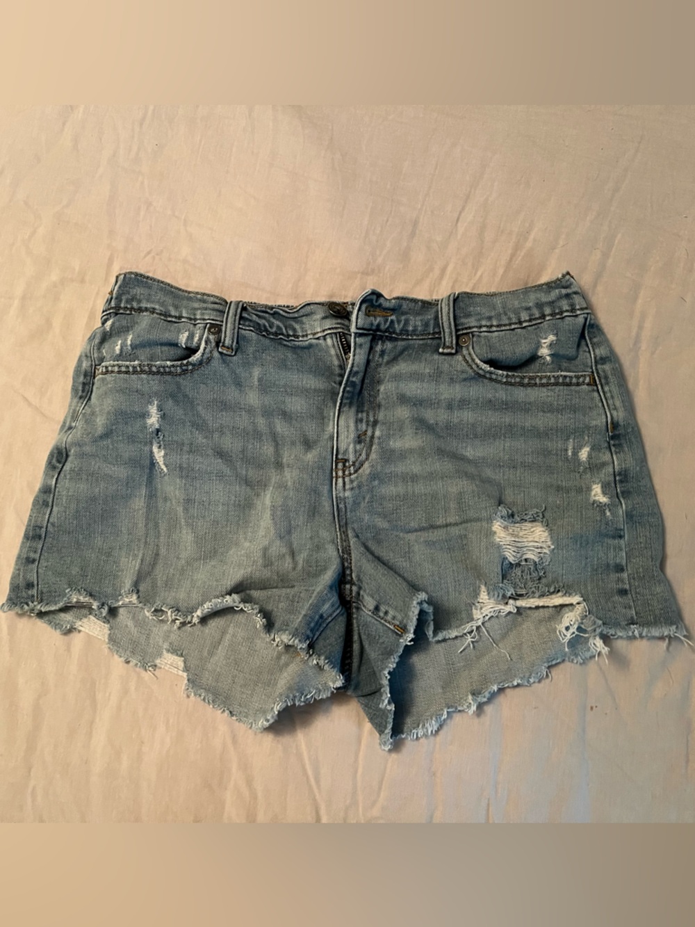 aerie Daydream Shorts - light wash